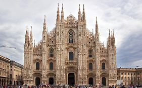 Nice Apartment In Milano, Close To Undergrond M3